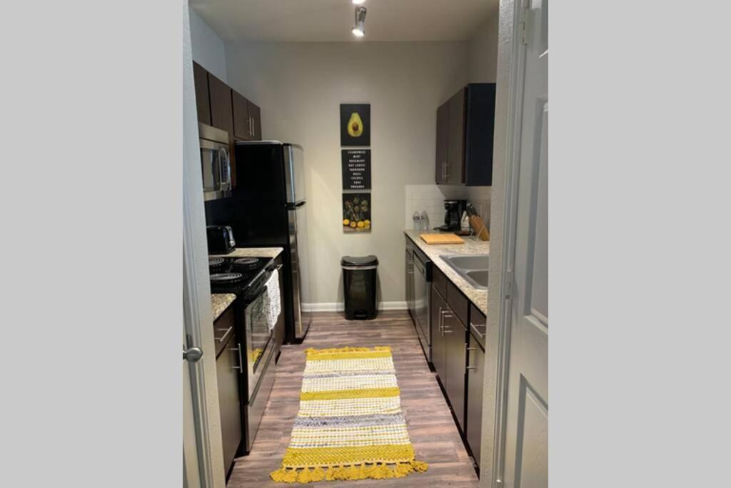 Newly Furnished 1Br Apartment W/ Hermann Park View 휴스턴 외부 사진