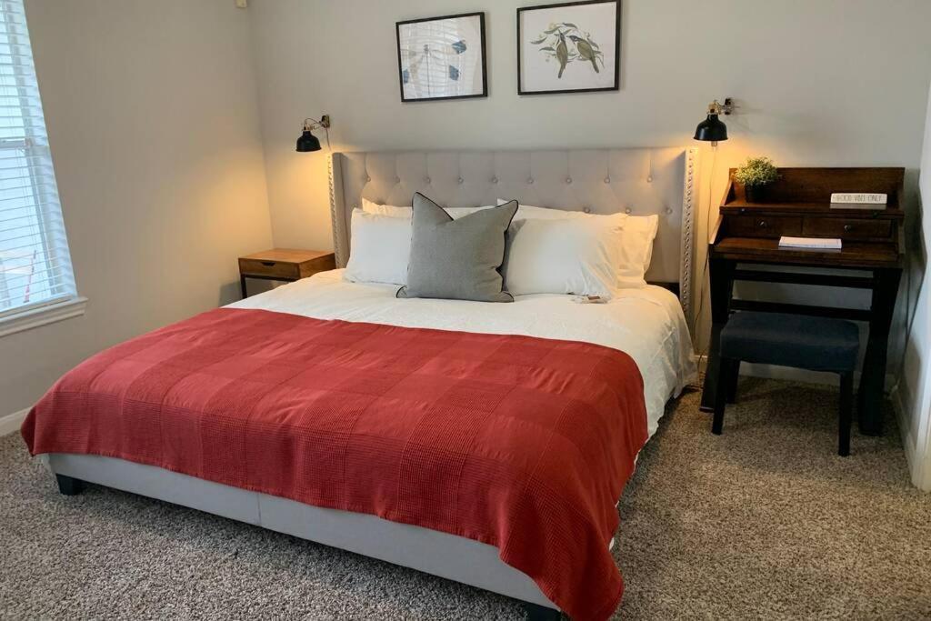 Newly Furnished 1Br Apartment W/ Hermann Park View 휴스턴 외부 사진