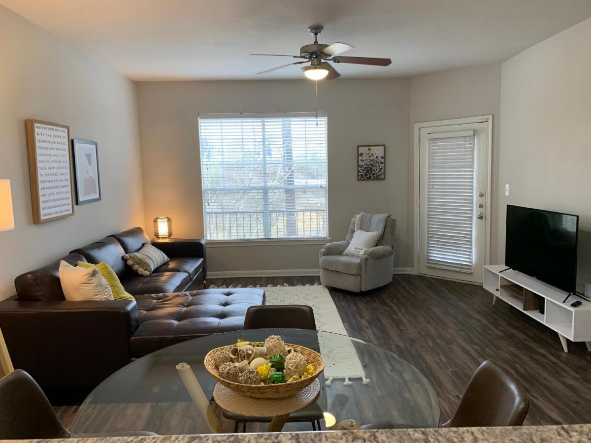 Newly Furnished 1Br Apartment W/ Hermann Park View 휴스턴 외부 사진