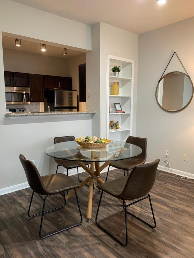 Newly Furnished 1Br Apartment W/ Hermann Park View 휴스턴 외부 사진